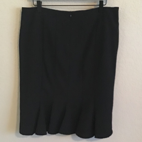 Bwear Byer California black pencil skirt ruffled - Picture 2 of 6